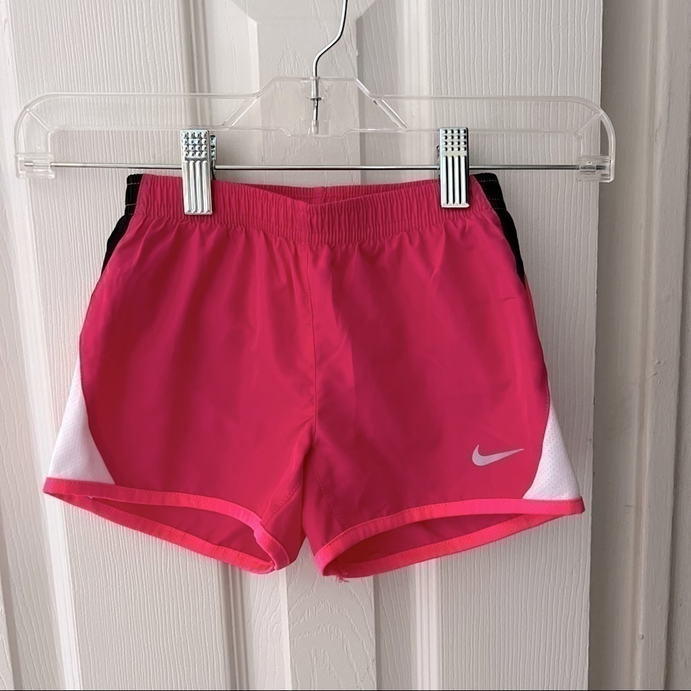 𝅺nike|pink Girls Dri Fit shorts with built in underwear- Size XS